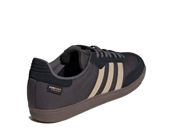 Klasyczne trampki skórzane w kolorze khaki