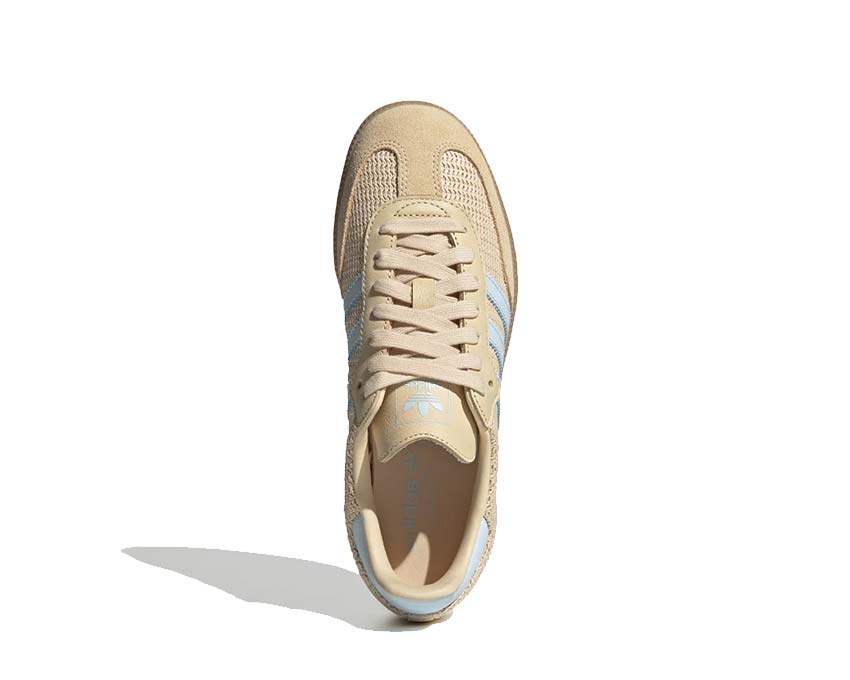 Klasyczne buty sportowe ze skóry w kolorze piaskowym
