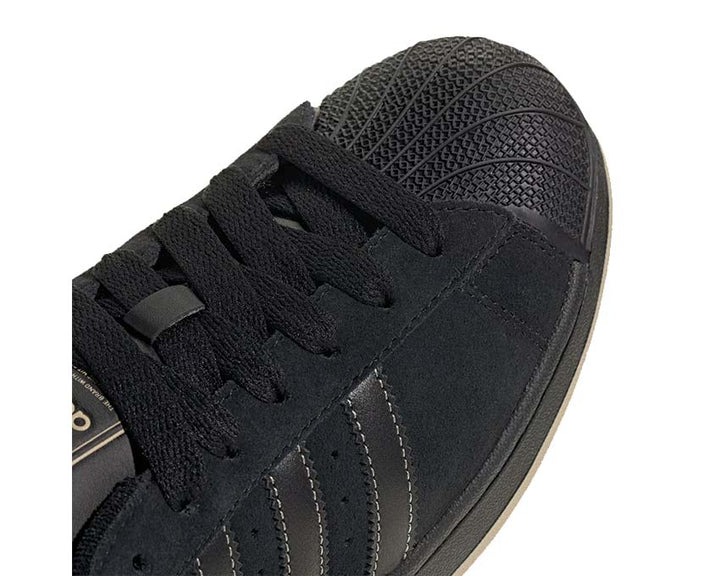 Klasyczne sportowe buty skórzane w czarnym kolorze