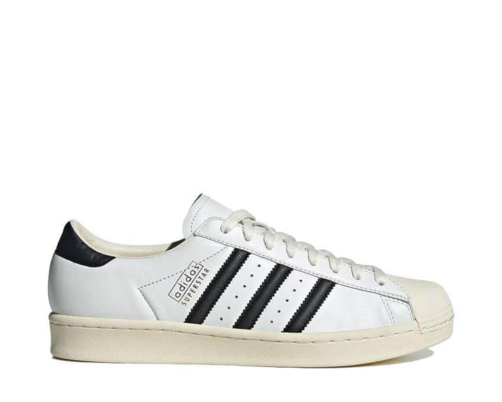 Klasyczne buty sportowe w stylu retro