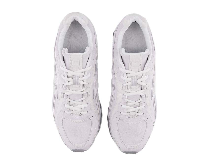 Szare buty sportowe z tkaniny