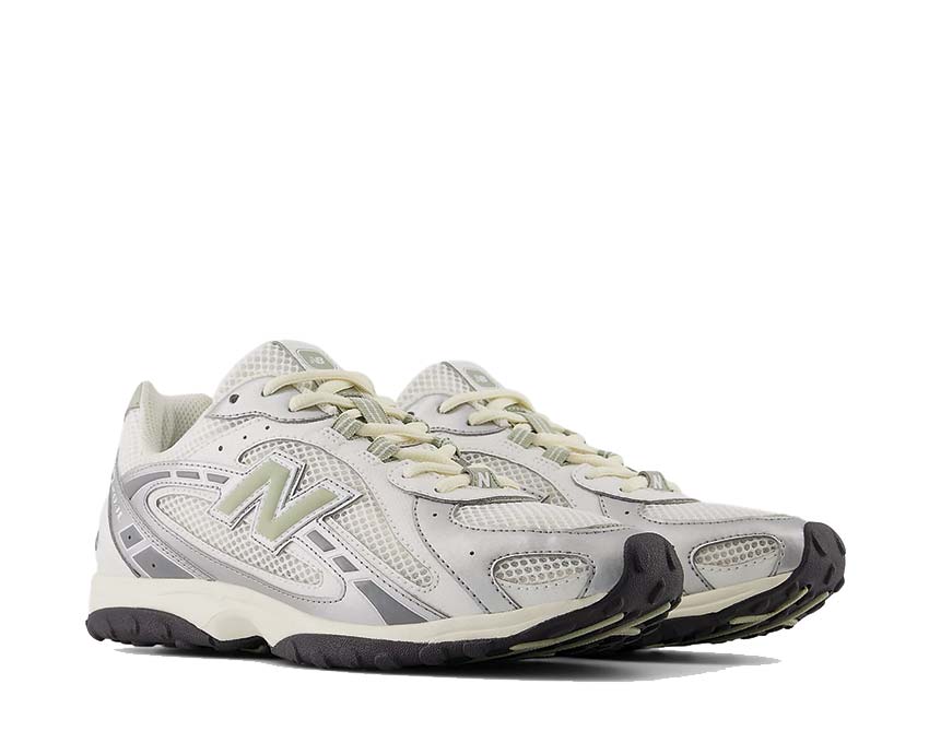 Sneakersy skórzane i tekstylne z designem inspirowanym wężem.