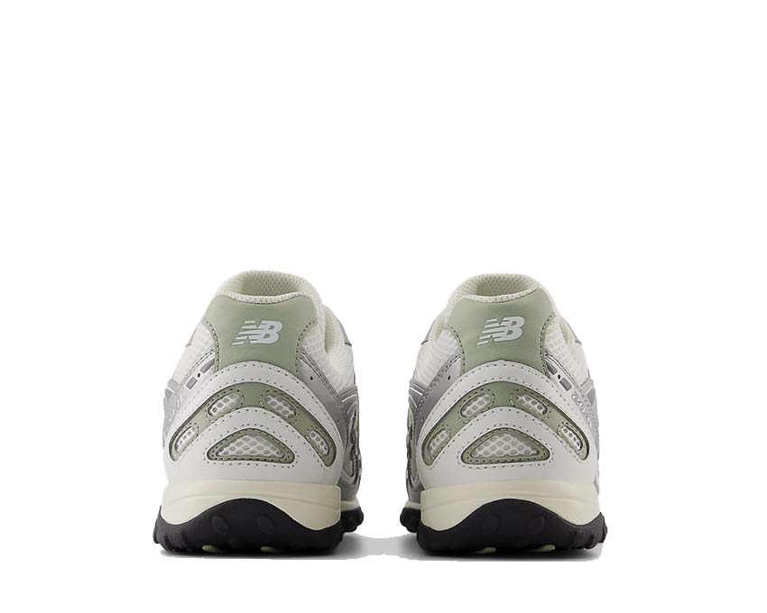 Sneakersy skórzane i tekstylne z designem inspirowanym wężem.