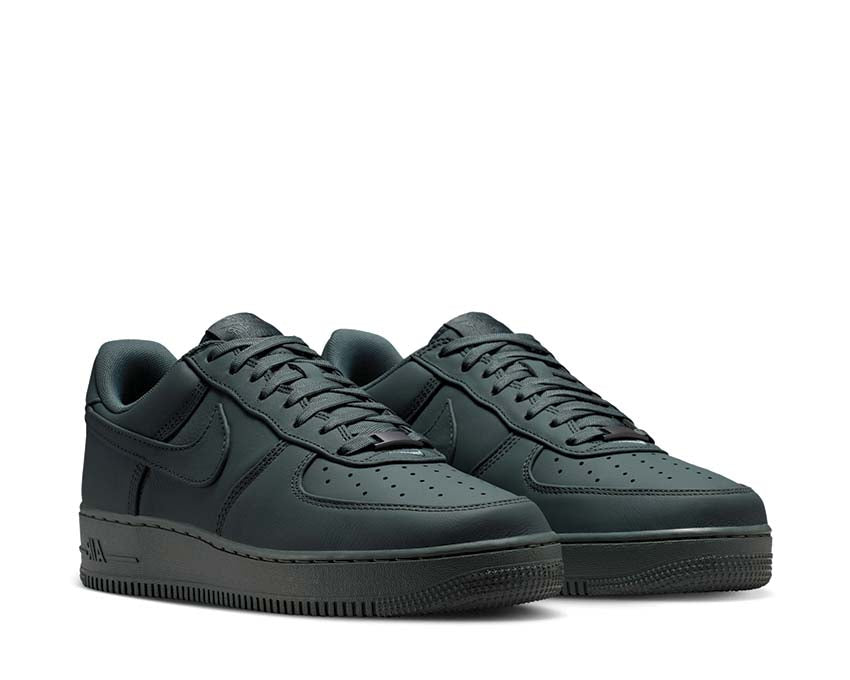 Niskie buty retro ze szarej skóry