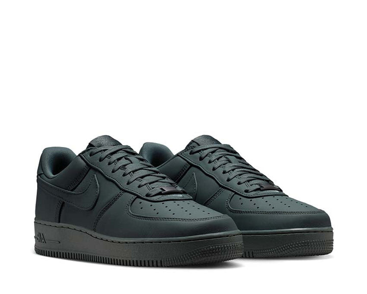 Niskie buty retro ze szarej skóry