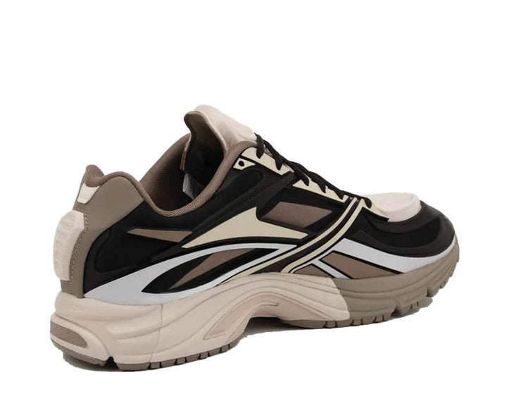 Nowoczesne buty biegowe w odcieniach piasku