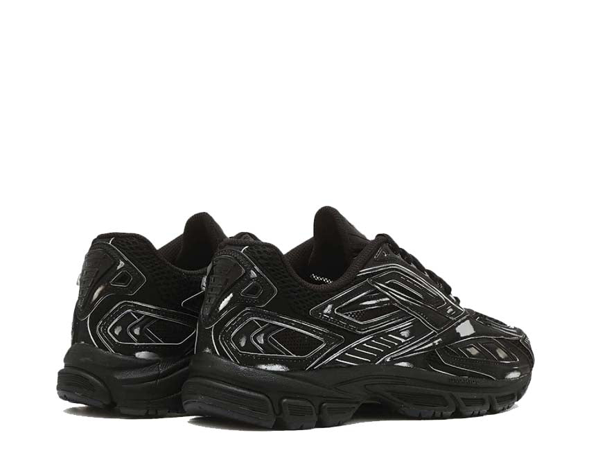 Czarne buty do biegania
