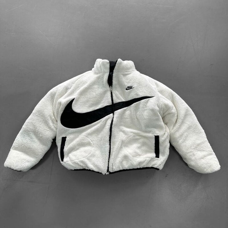 KURTKI NIKE ODWROTNE